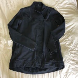 Dark blue lululemon wrap